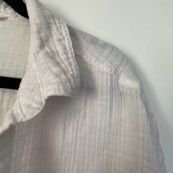 American Eagle
Cover up
Small
Accidentally light pink (washed whites and red) - Picture 4 of 4